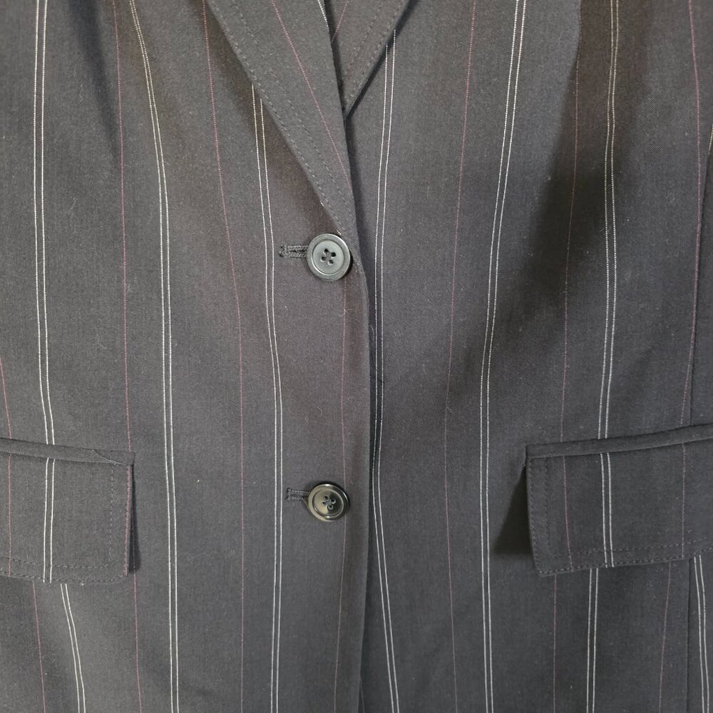 EUC Women's Pin-Striped Suit - Jacket & Pants - Tall - Picture 8 of 9
